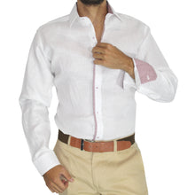 Cargar imagen en el visor de la galería, Camisa de Vestir Modelo OPV1 Color Blanco con Contrastes 100% Lino.
